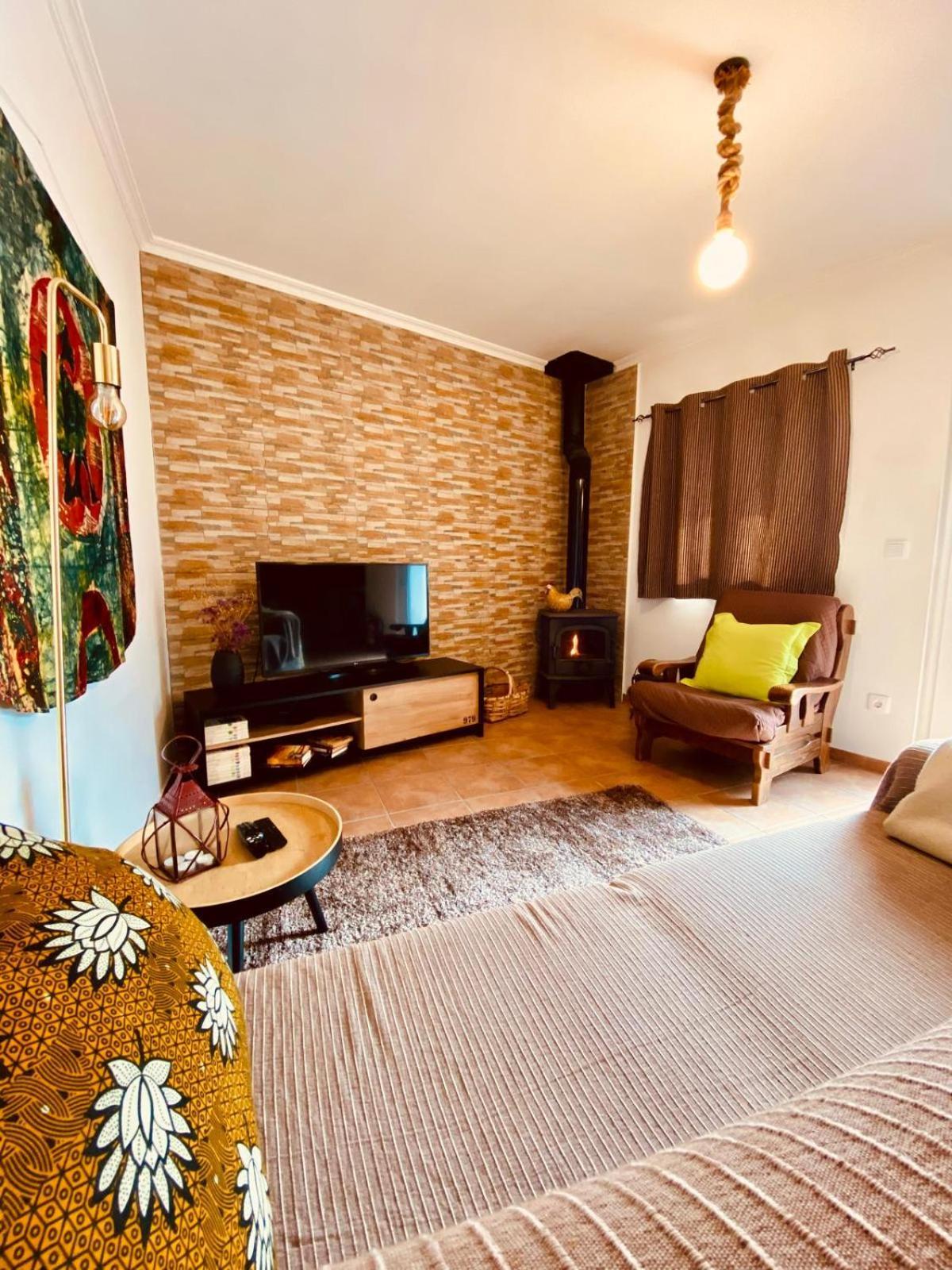 Casas Da Ribeira Guest House Seia Exterior foto